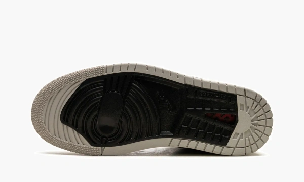 Air Jordan 1 High Zoom CMFT 2 WMNS Light Iron Ore 