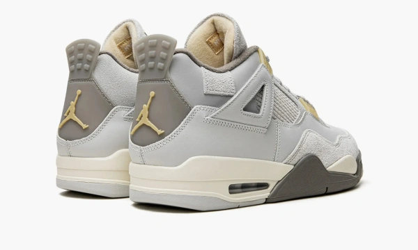 Air Jordan 4 Retro SE Craft Photon Dust 
