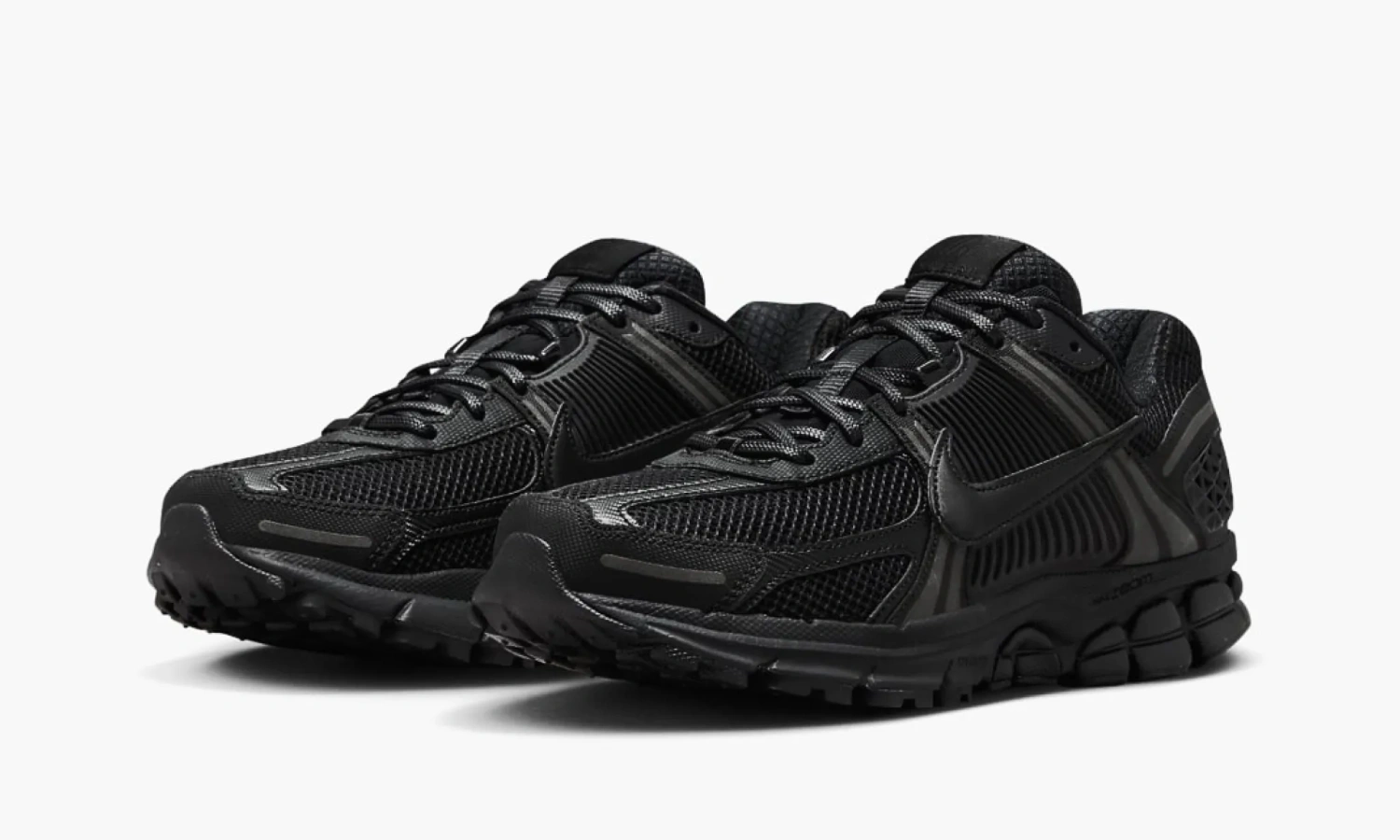 Nike Zoom Vomero 5 Triple Black 
