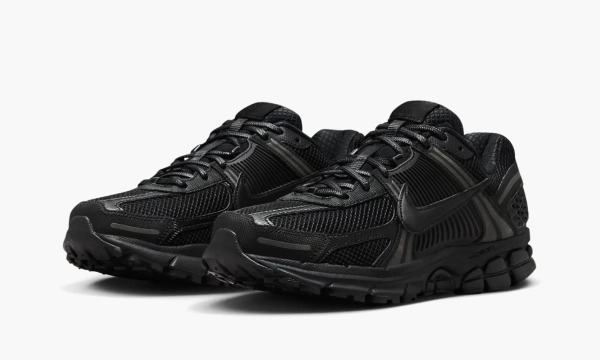 Nike Zoom Vomero 5 Triple Black
