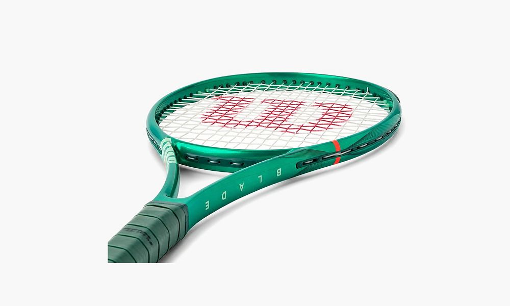 Wilson Blade V10 100 Pro 295g Tennis Racket