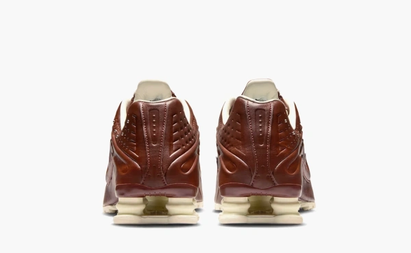 Nike Shox R4 WMNS Dark Pony 