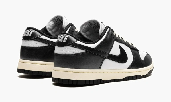 Nike Dunk Low WMNS Vintage Panda 