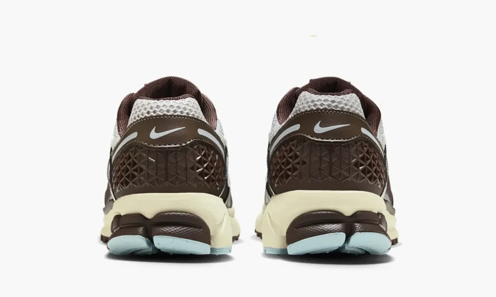 Nike Zoom Vomero 5 Earth Fossil