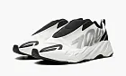 Yeezy Boost 700 Mnvn Laceless Analog