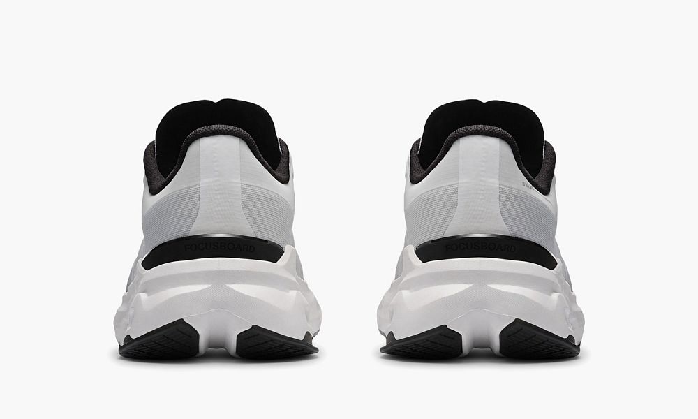 On Cloudpulse 2 White Black
