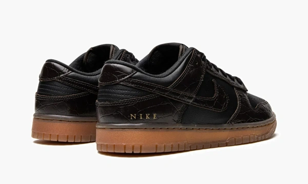 Nike Dunk Low Velvet Brown Black 