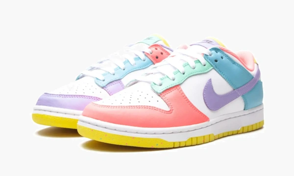 Nike Dunk Low SE WMNS Easter 