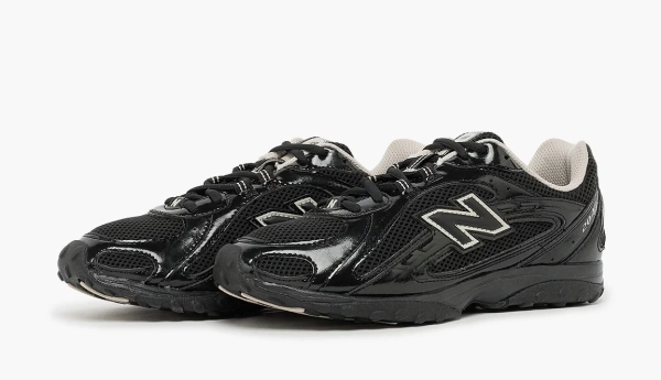 New Balance 204L Black Timberwolf 