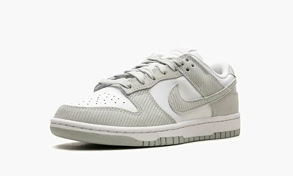 Nike Dunk Low WMNS Grey Corduroy