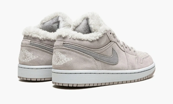 Air Jordan 1 Low WMNS Sherpa Fleece