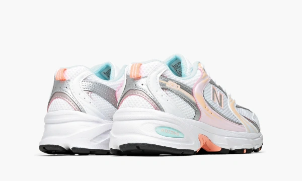 New Balance 530 Munsell White Ginger Pink