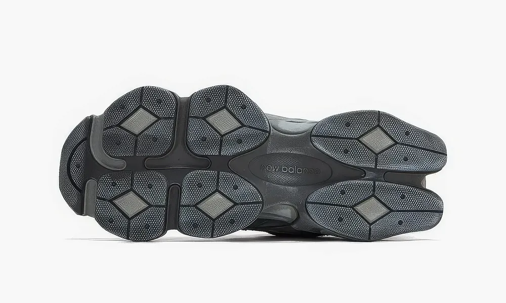 New Balance 9060 Magnet Black