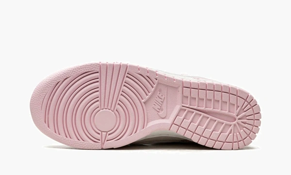 Nike Dunk Low LX WMNS Pink Foam 
