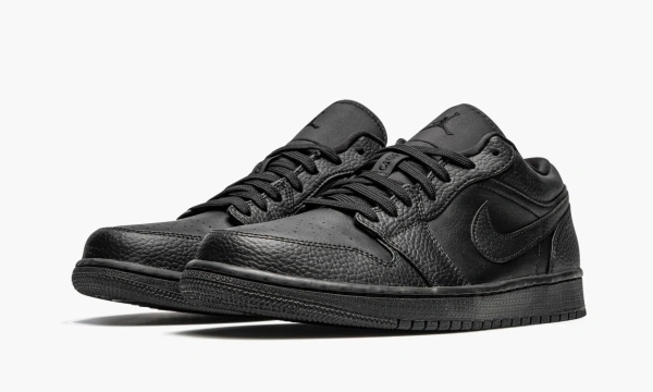 Air Jordan 1 Low Triple Black 