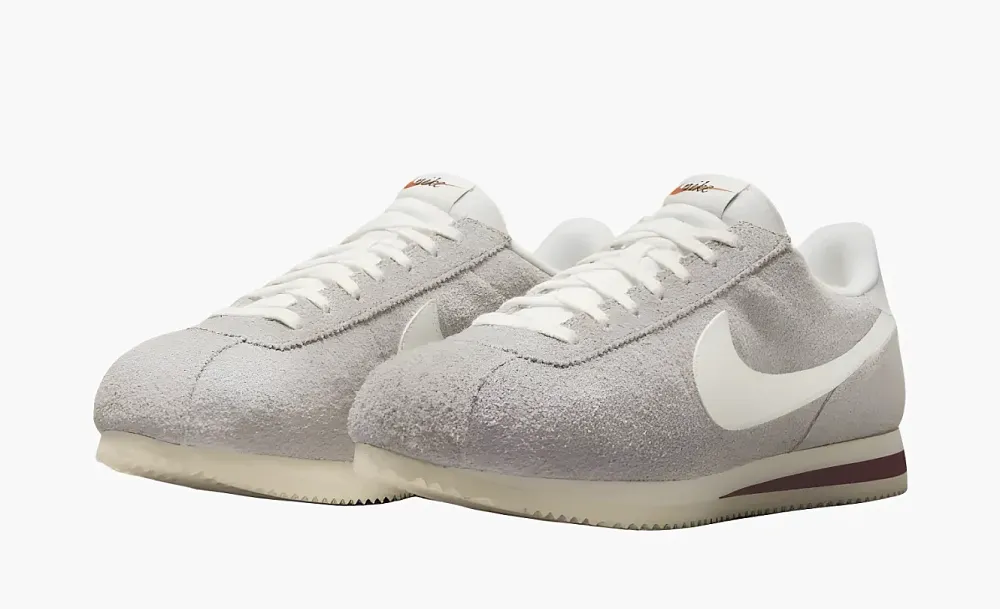 Nike Cortez SE College Grey Team Red
