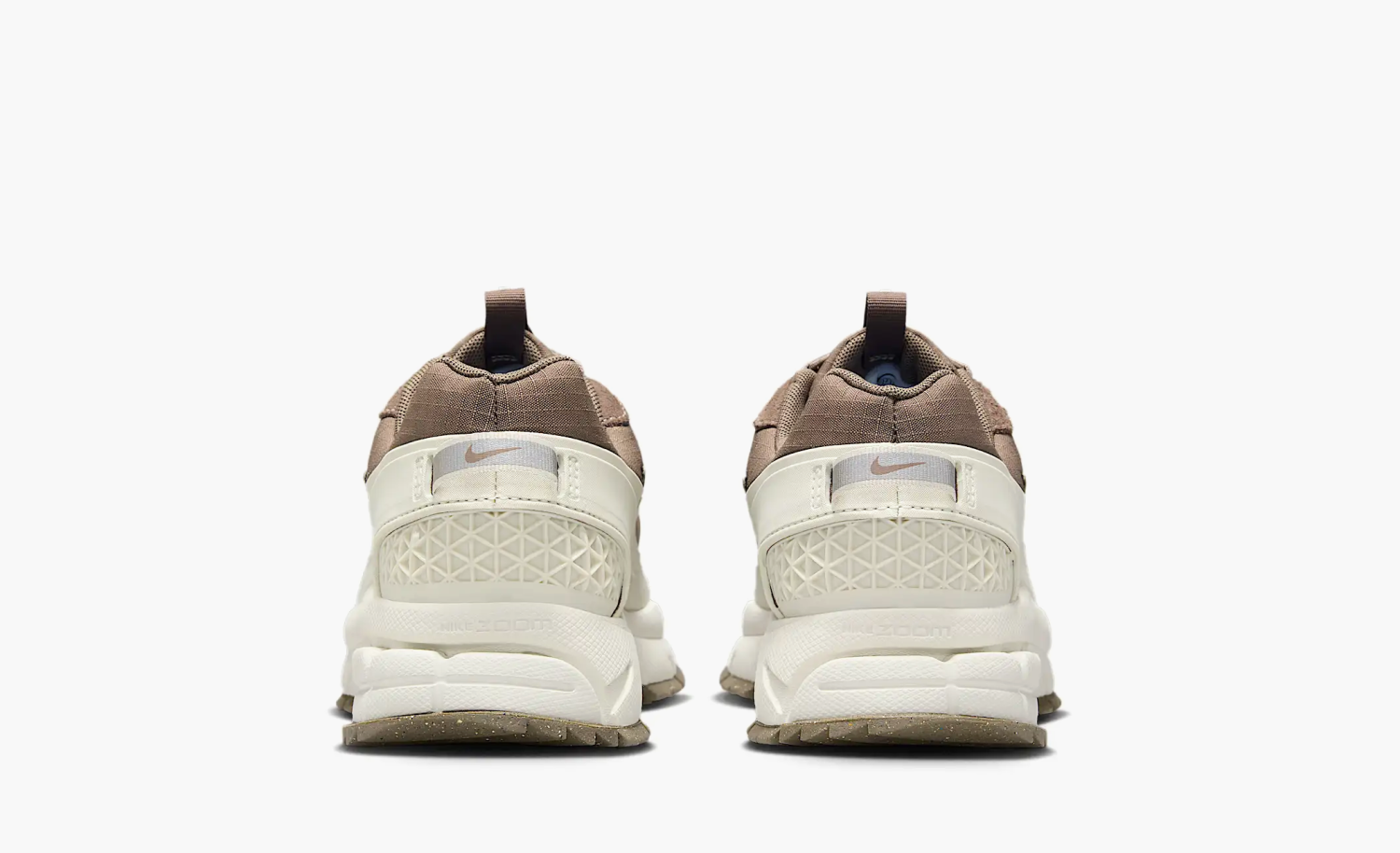 Nike Zoom Vomero Roam WMNS "Light Bone Mink Brown" 