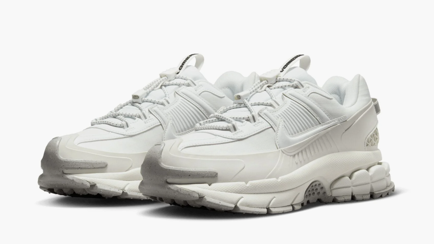 Nike Zoom Vomero Roam WMNS "Summit White" 