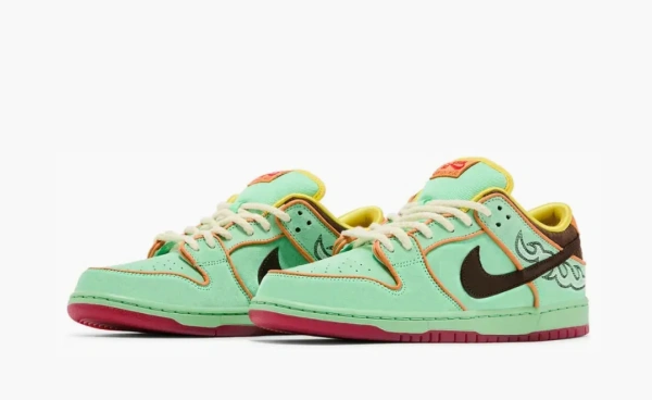 Nike Dunk Low SB Rodeo 