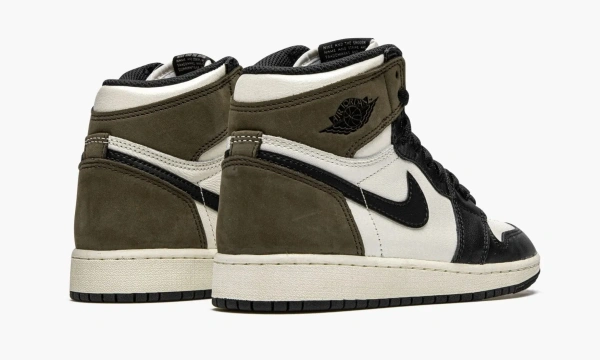 Air Jordan 1 High OG GS Dark Mocha 