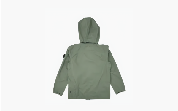Stone Island Packable Ripstop Gore-Tex Field Jacket "Green"  Stone Island Packable Ripstop Gore-Tex Field Jacket "Green"