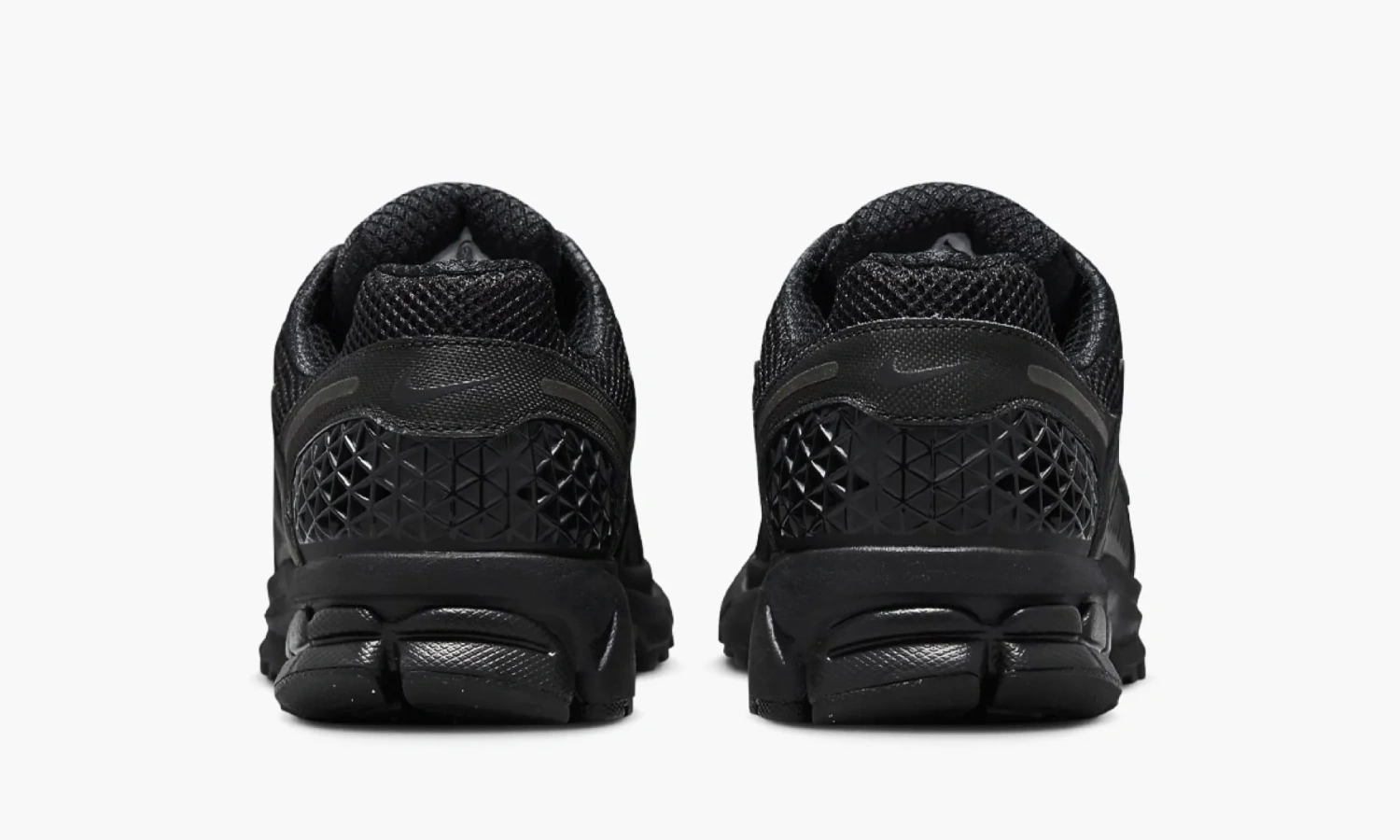 Nike Zoom Vomero 5 Triple Black 