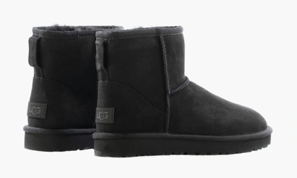 UGG Classic Mini Black  UGG Classic Mini Black