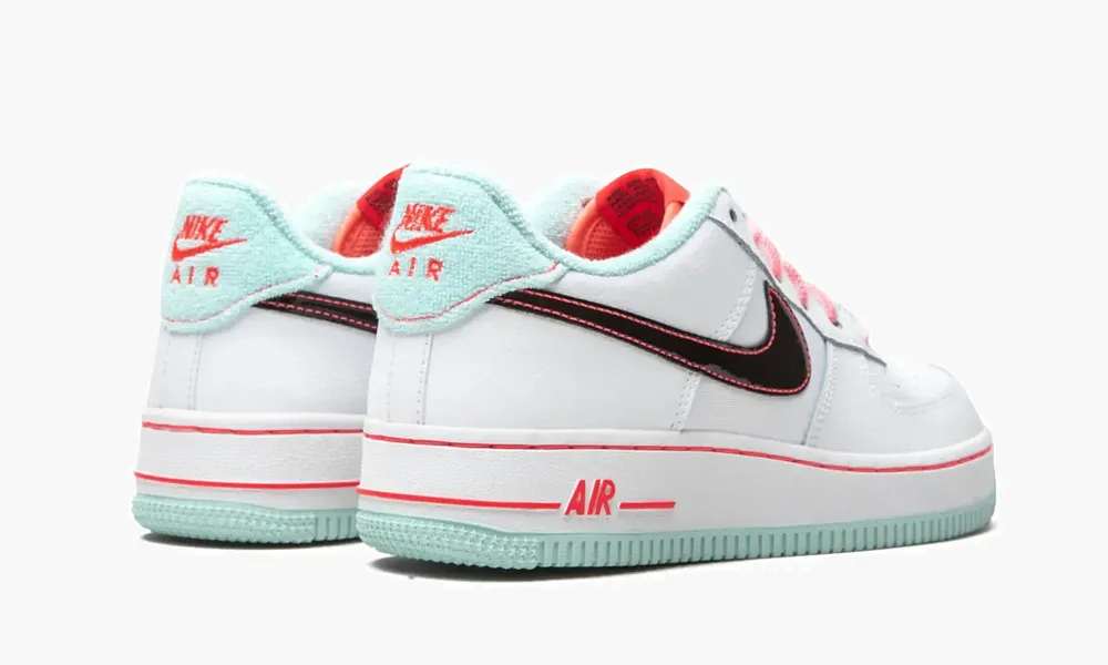 Air Force 1 '07 LV8 GS White / Atomic Pink