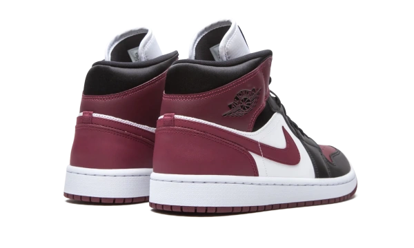 Air Jordan 1 WMNS Mid SE Dark Beetroot 