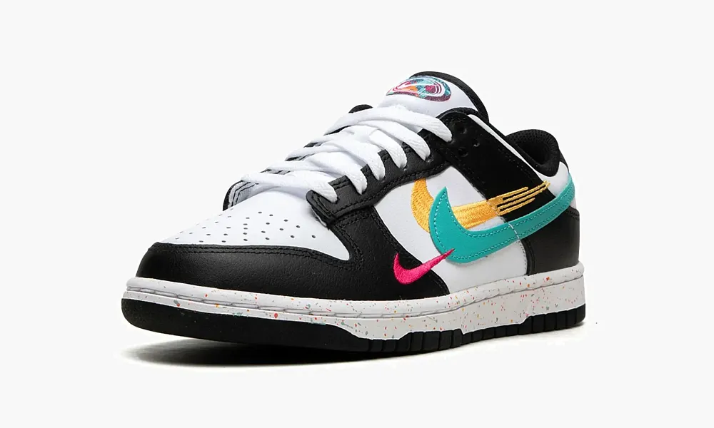 Nike Dunk Low WMNS Lunar New Year - Multi-swoosh