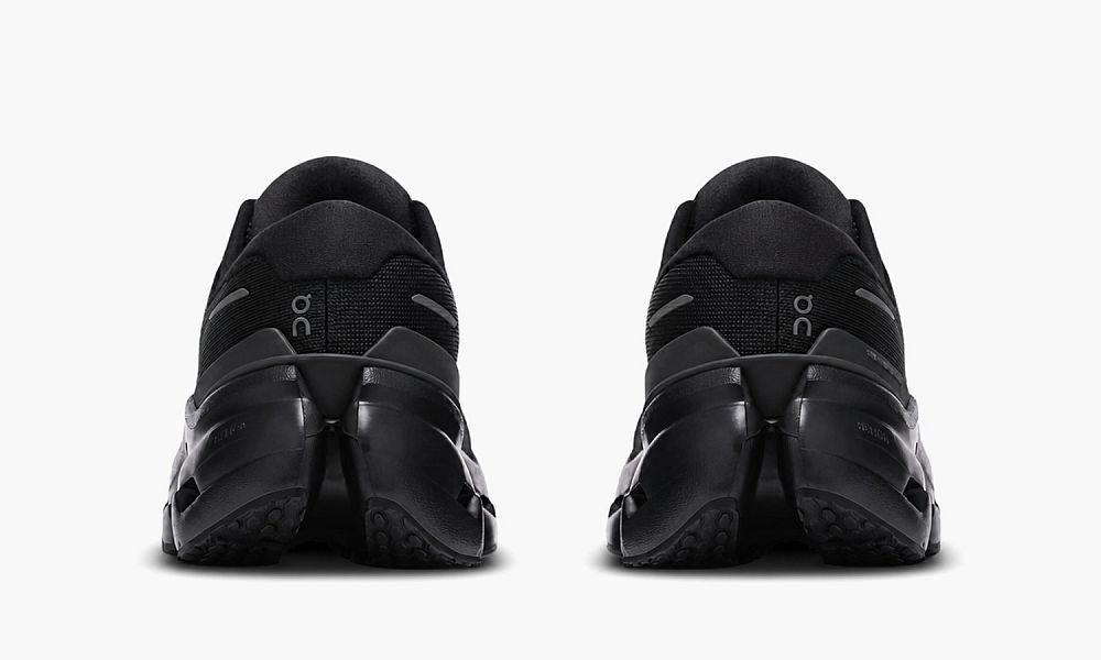 On Cloudrunner 3 Black