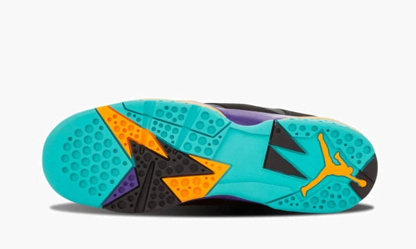 Air Jordan 7 Retro 30th GS Lola Bunny 