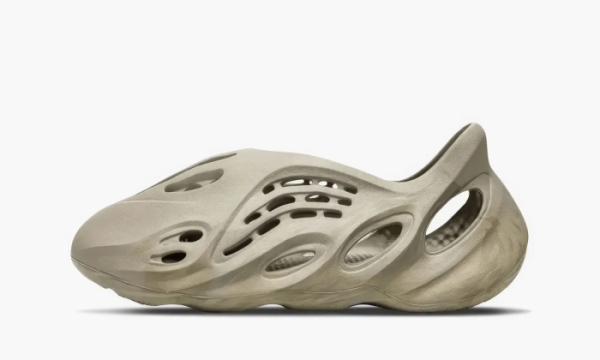 Yeezy Foam Rnr Stone Salt 