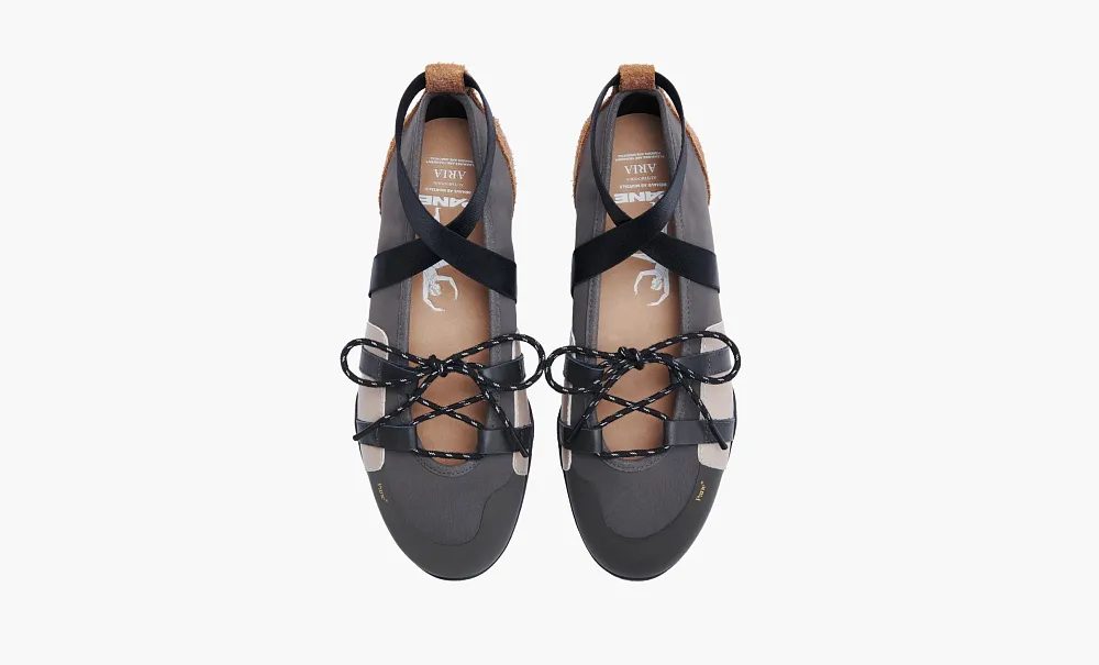 Pane Aria WMNS Still Form