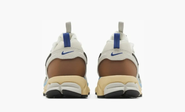 Air Zoom Vomero 5 WMNS Designed by Japan 