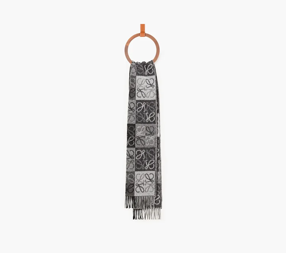 Loewe Scarf In Wool and Cashmere Black/White