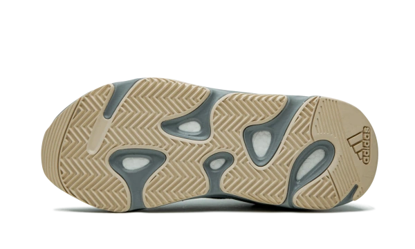 Yeezy Boost 700 Teal Blue 