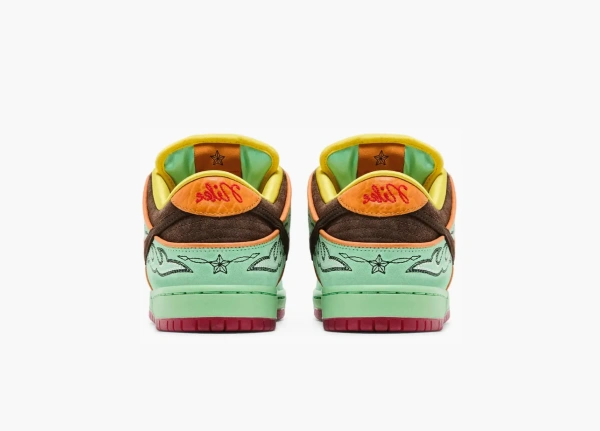 Nike Dunk Low SB Rodeo 