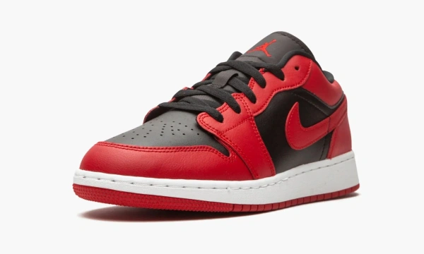 Air Jordan 1 Low GS Reverse Bred 