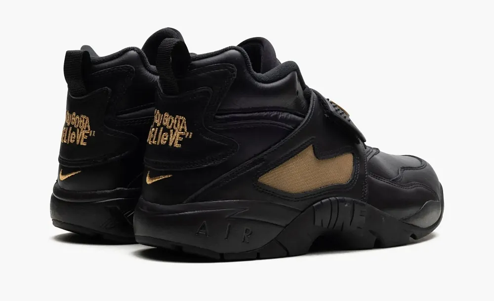 Nike Air Diamond Turf Premium Signing Day
