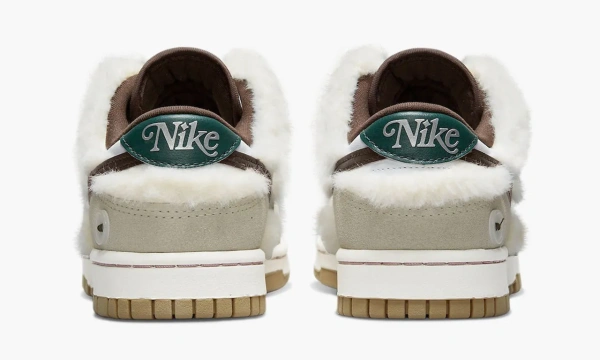 Nike Dunk Low WMNS Fur And Bling 