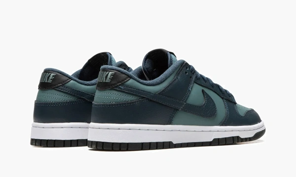 Nike Dunk Low PRM Armory Navy 