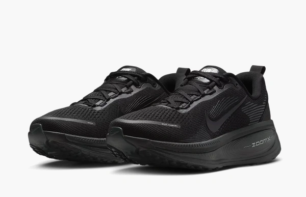 Nike Vomero 18 WMNS Triple Black 