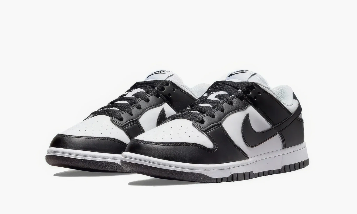 Nike Dunk Low WMNS Next Nature White Black Panda 