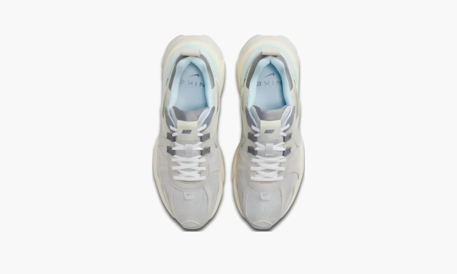 Nike V2k Run WMNS Light Bone Metallic Platinum 
