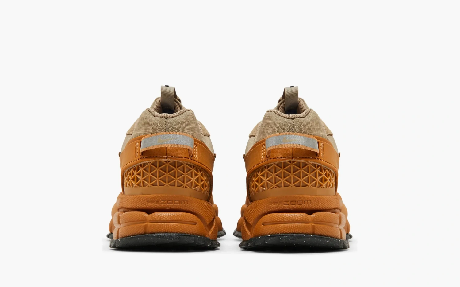 Nike Zoom Vomero 5 Roam WMNS Flax 