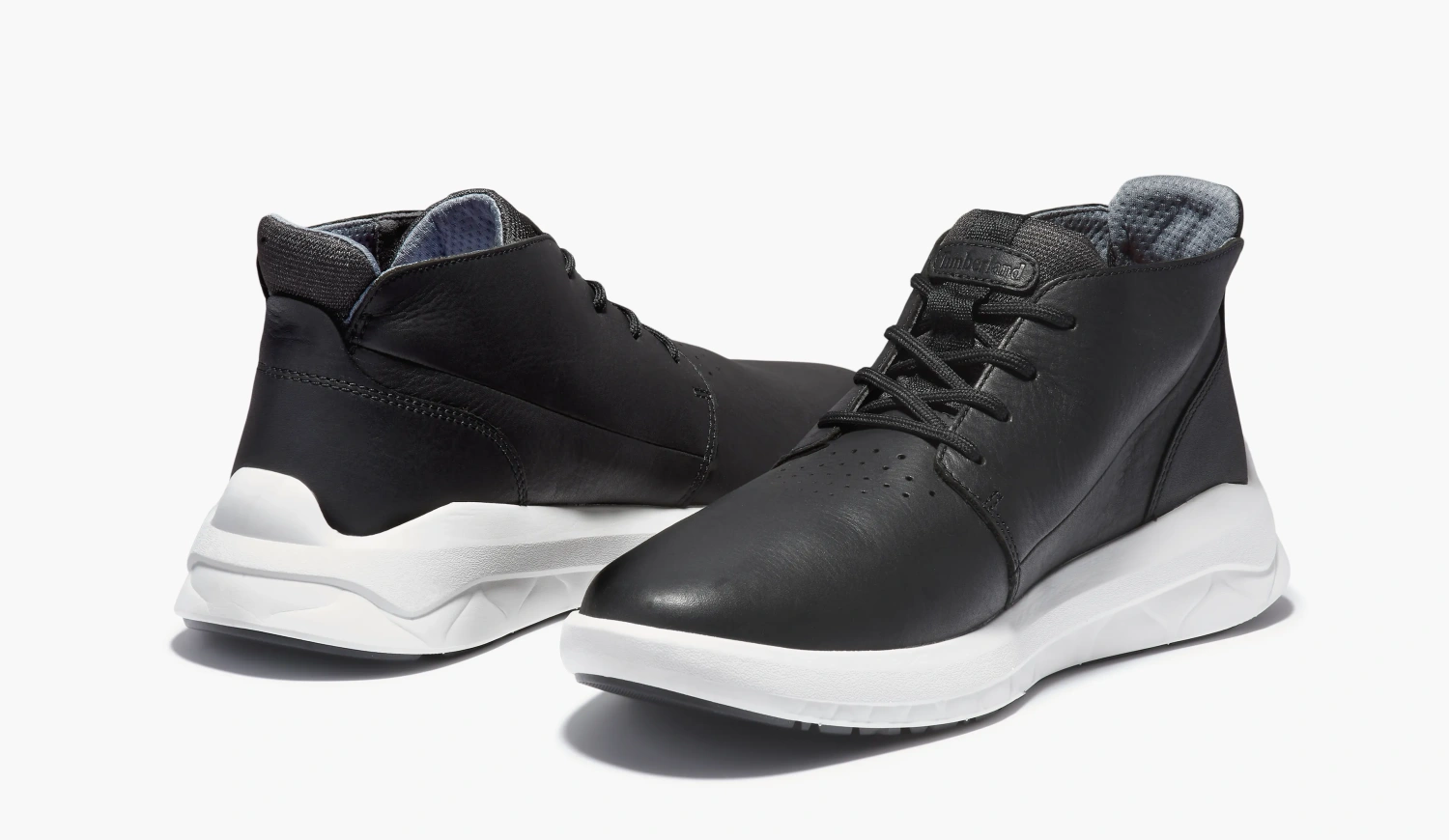 Timberland Bradstreet Ultra Leather Chukka Boots Black 