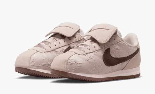 Nike Cortez Textile WMNS Silt Red/Phantom/Light Chocolate 
