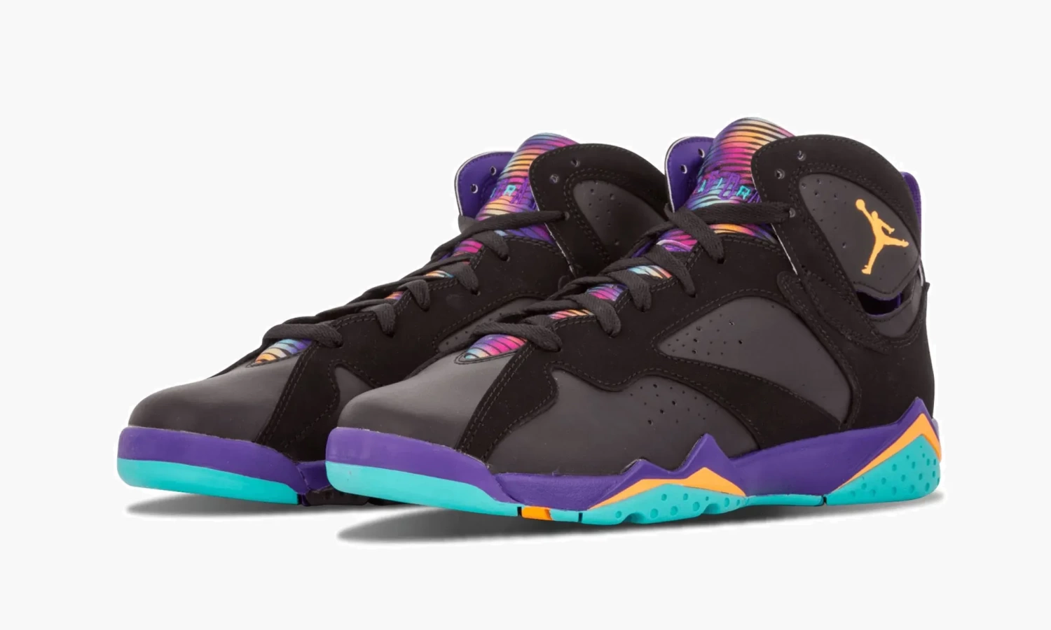 Air Jordan 7 Retro 30th GS "Lola Bunny" 