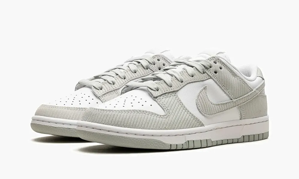 Nike Dunk Low WMNS Grey Corduroy